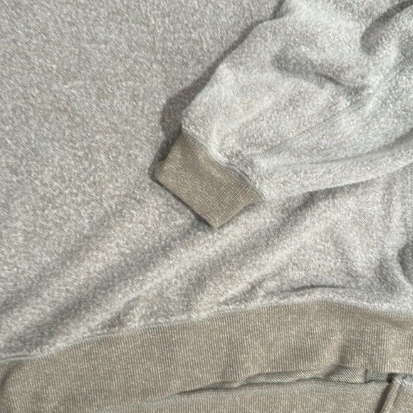 Z Supply oversized V neck sweater Size S - Picture 3 of 3
